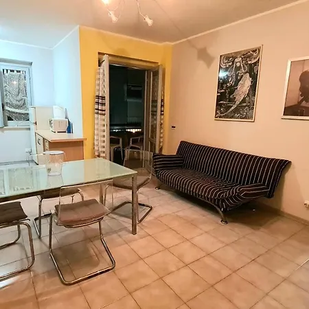 Casa Gialla * Scalea